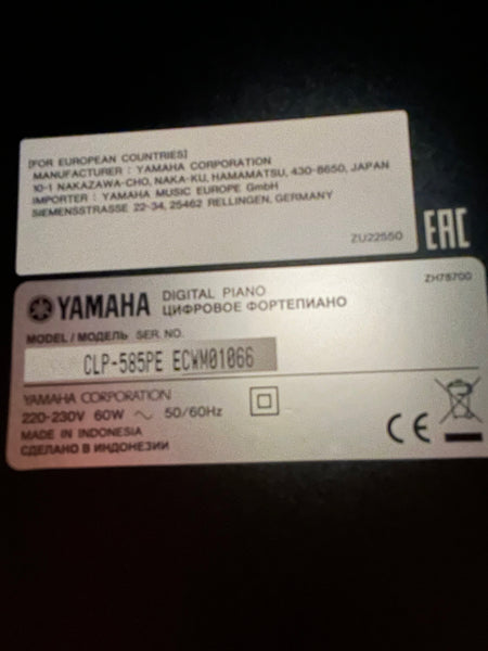 Digitalpiano Yamaha Clavinova CLP-585PE kaufen gebraucht occasion musikbörse ricardo.ch