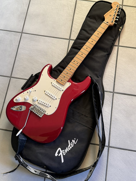 Gitarre Fender Stratocaster Left-Hand kaufen gebraucht occasion musikbörse ricardo.ch