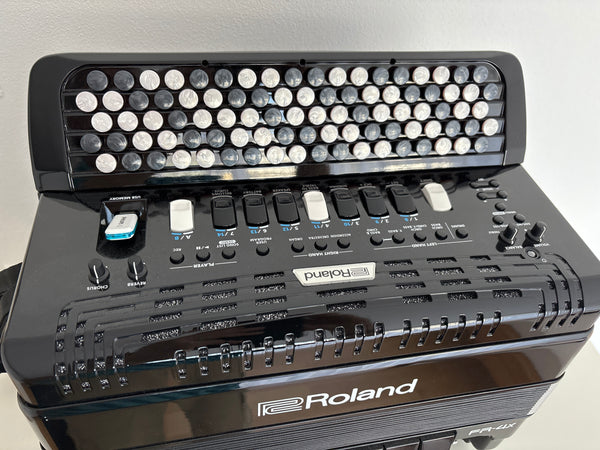Digital Akkordeon Roland FRx4 kaufen gebraucht occasion musikbörse ricardo.ch