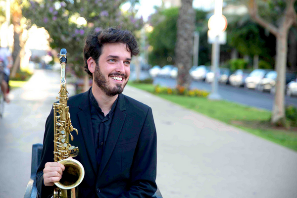 Saxophonunterricht Zürich - Saxophonlehrer aus Zürich - Amit