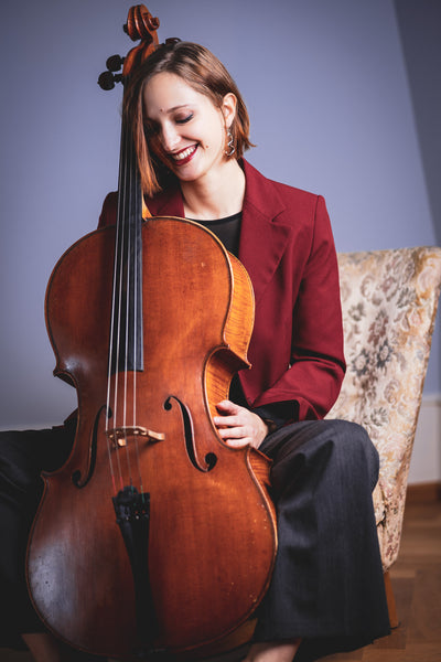 Cellounterricht Birsfelden - Cellolehrerin aus Birsfelden  Lea