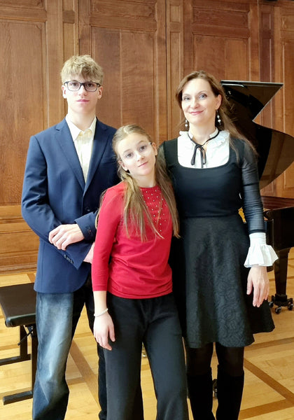 <div style='display:none;'>'</div>Weinfelden / Winterthur / Online - Anna unterrichtet Klavier, Gesang und Komposition
