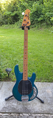 E-Bass Music Man kaufen gebraucht occasion musikbörse ricardo.ch