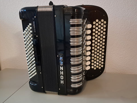Akkordeon Hohner Riviera III S kaufen gebraucht occasion musikbörse ricardo.ch