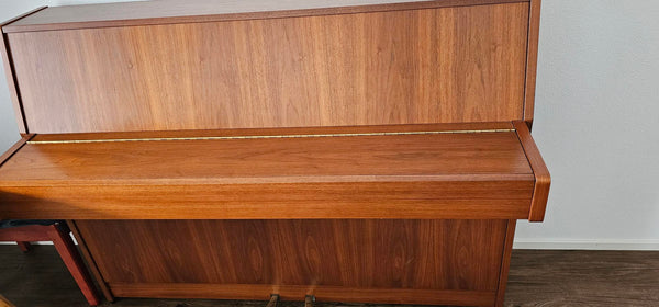 Klavier gratis kostenlos geschenkt verschenken Eterna ER-10 kaufen gebraucht occasion musikbörse ricardo.ch