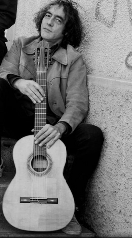 Basel - Maurice unterrichtet Gitarre