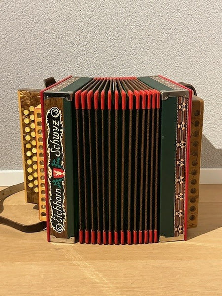 Schwyzerörgeli Eichhorn kaufen gebraucht occasion musikbörse ricardo.ch