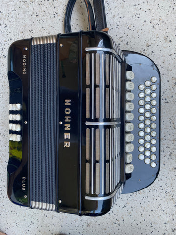 Akkordeon Hohner Morino Club kaufen gebraucht occasion musikbörse ricardo.ch