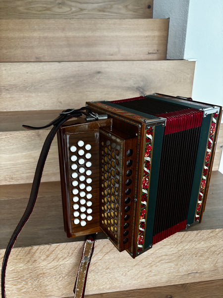 Ostschwyzerörgeli 3-chörig B/Es-System kaufen gebraucht occasion musikbörse ricardo.ch