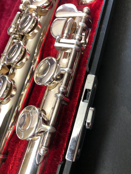 Querflöte Yamaha YFL 411 kaufen gebraucht occasion musikbörse ricardo.ch