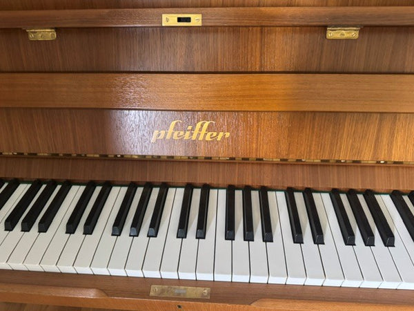 Klavier Pfeiffer 110 kaufen gebraucht occasion musikbörse ricardo.ch