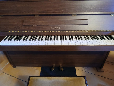 GRATIS kostenlos Klavier Kuwai verschenken geschenk zum mitnehmen Piano