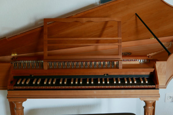 Spinett Klop kaufen gebrauch occasion musikbörse ricardo.ch