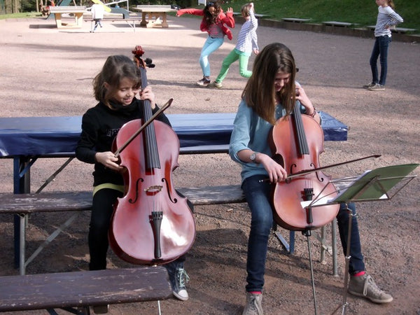 Cellounterricht Cellolehrerin Bern Eva Kinder