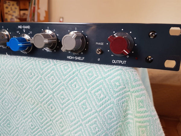 Mikrofonverstärker mit Equalizer - Neve 1073 Kopie