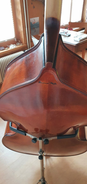 Kontrabass Emanuel Wilfer