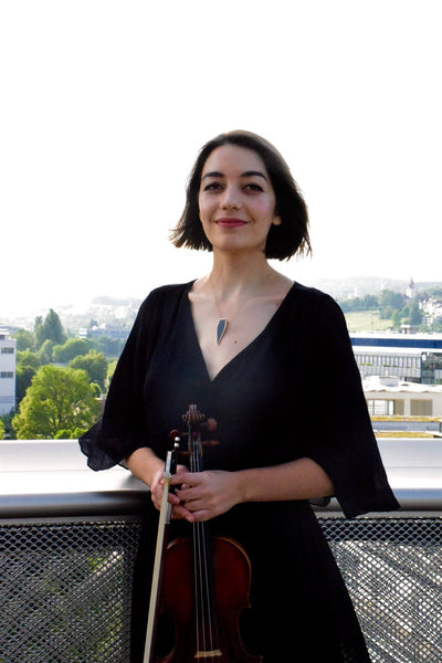 Geigenunterricht Zürich Geigenlehrerin Melina Geige