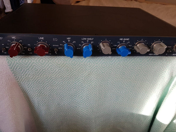 Mikrofonverstärker mit Equalizer - Neve 1073 Kopie