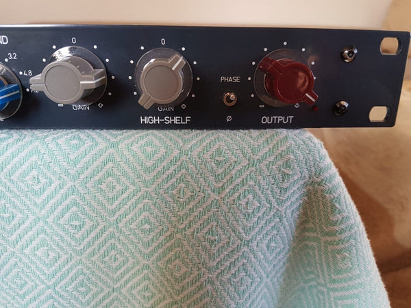 Mikrofonverstärker mit Equalizer - Neve 1073 Kopie