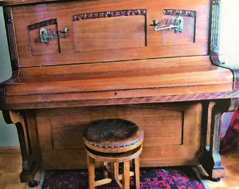 Klavier Hillgärtner Hofliferant