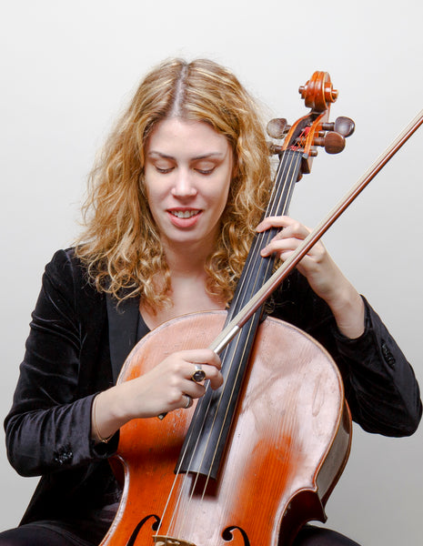 Zürich / St.Gallen / Online - Ioanna unterrichet Violoncello und Klavier