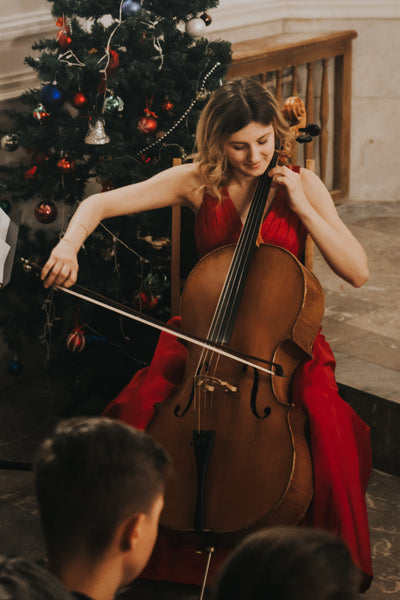 Ol.Cello - Klassische Konzertmusik von Olga Ponomareva
