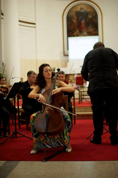 <div style='display:none;'>'</div>Zürich - Fulvia unterrichtet Violoncello