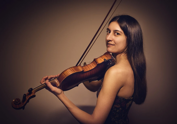 <div style='display:none;'>'</div>Winterthur / Zürich - Polina unterrichtet Violine, Viola und E-Violine