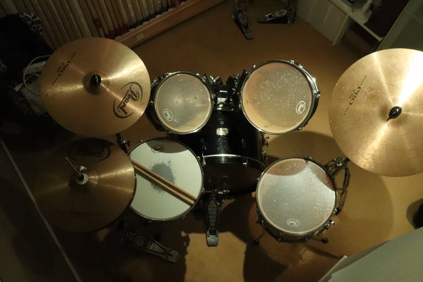Schlagzeug Pearl Roadshow 22" Jet Black kaufen gebraucht occasion musikbörse instrumentum.ch