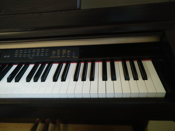 E-Piano Yamaha CLP 240 PE