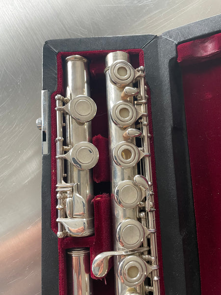 VERKAUFT Querflöte Altus Modell SFL-1107